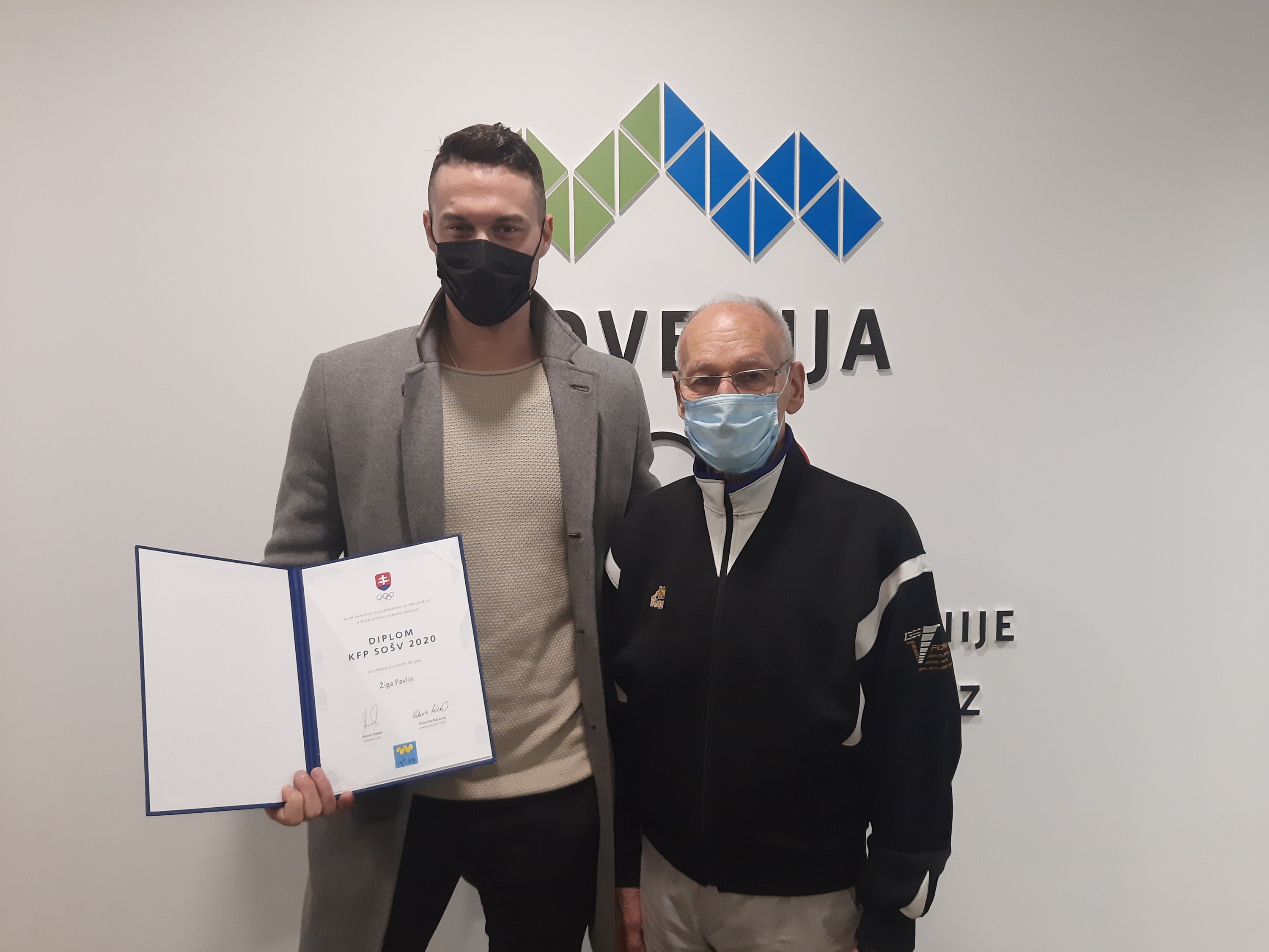 Podelitev priznanj Evropskega fair play združenja slovenskima športnikoma