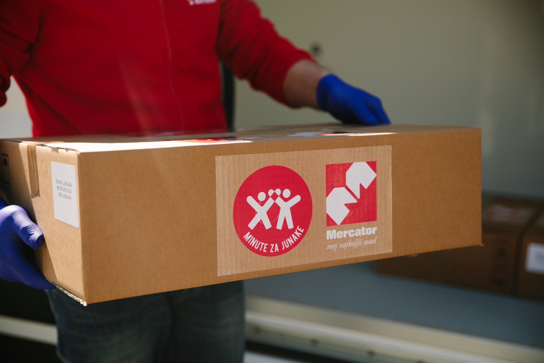 Mercator kot gesto zahvale dostavlja malice vstopnim centrom