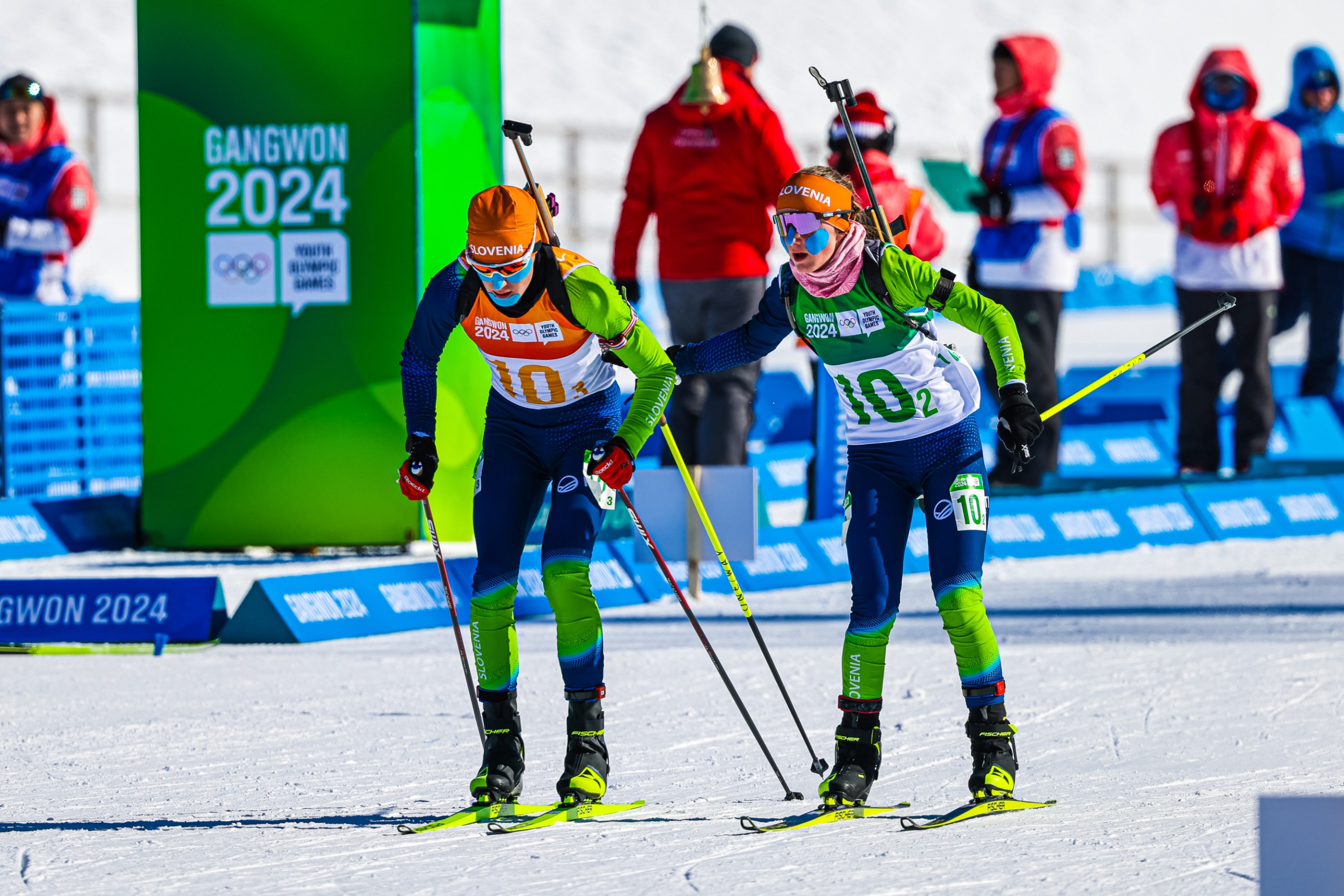 Peti tekmovalni dan v znamenju alpskega smučanja in biatlona