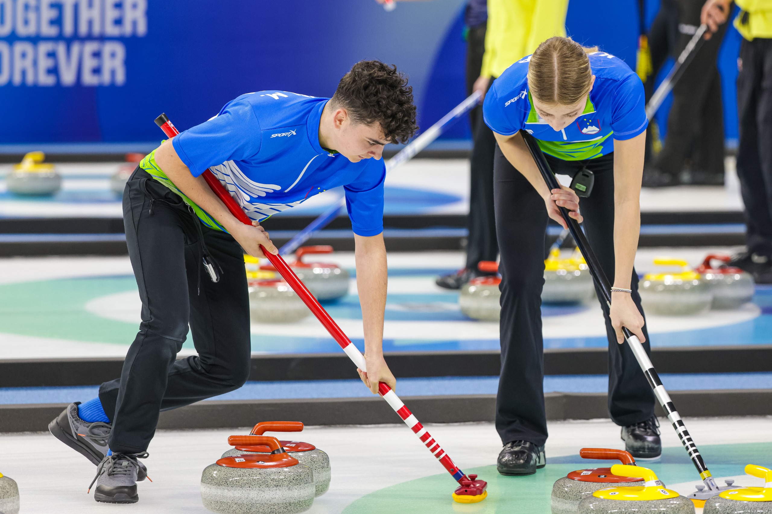 Premierni nastop slovenske curling ekipe na MOI Gangwon 2024