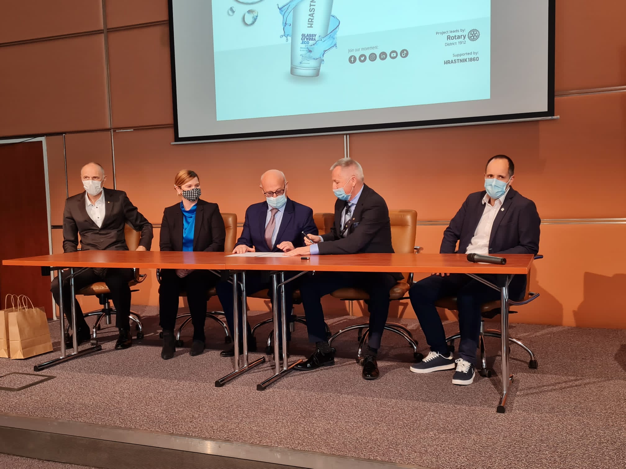 Tudi OKS del projekta adijoplastenka.si