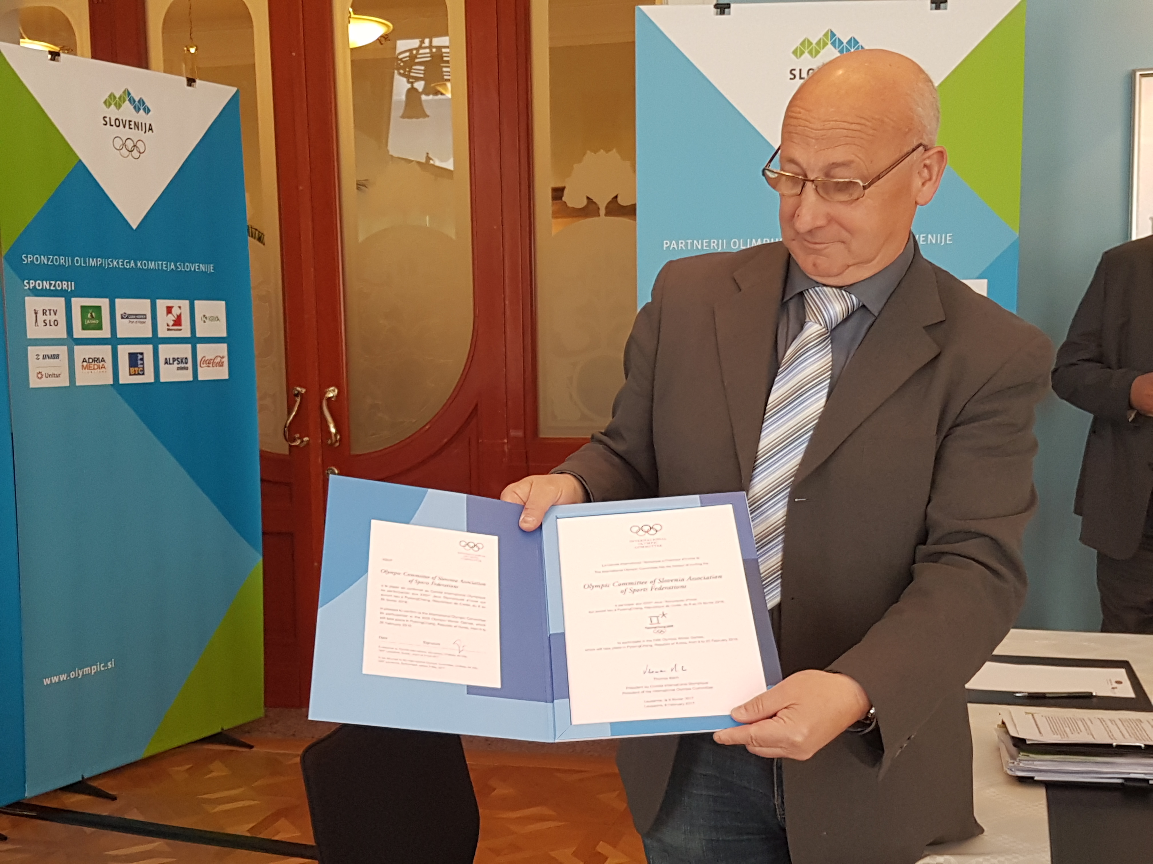 Thomas Bach poslal uradno vabilo za nastop v Pjongčangu