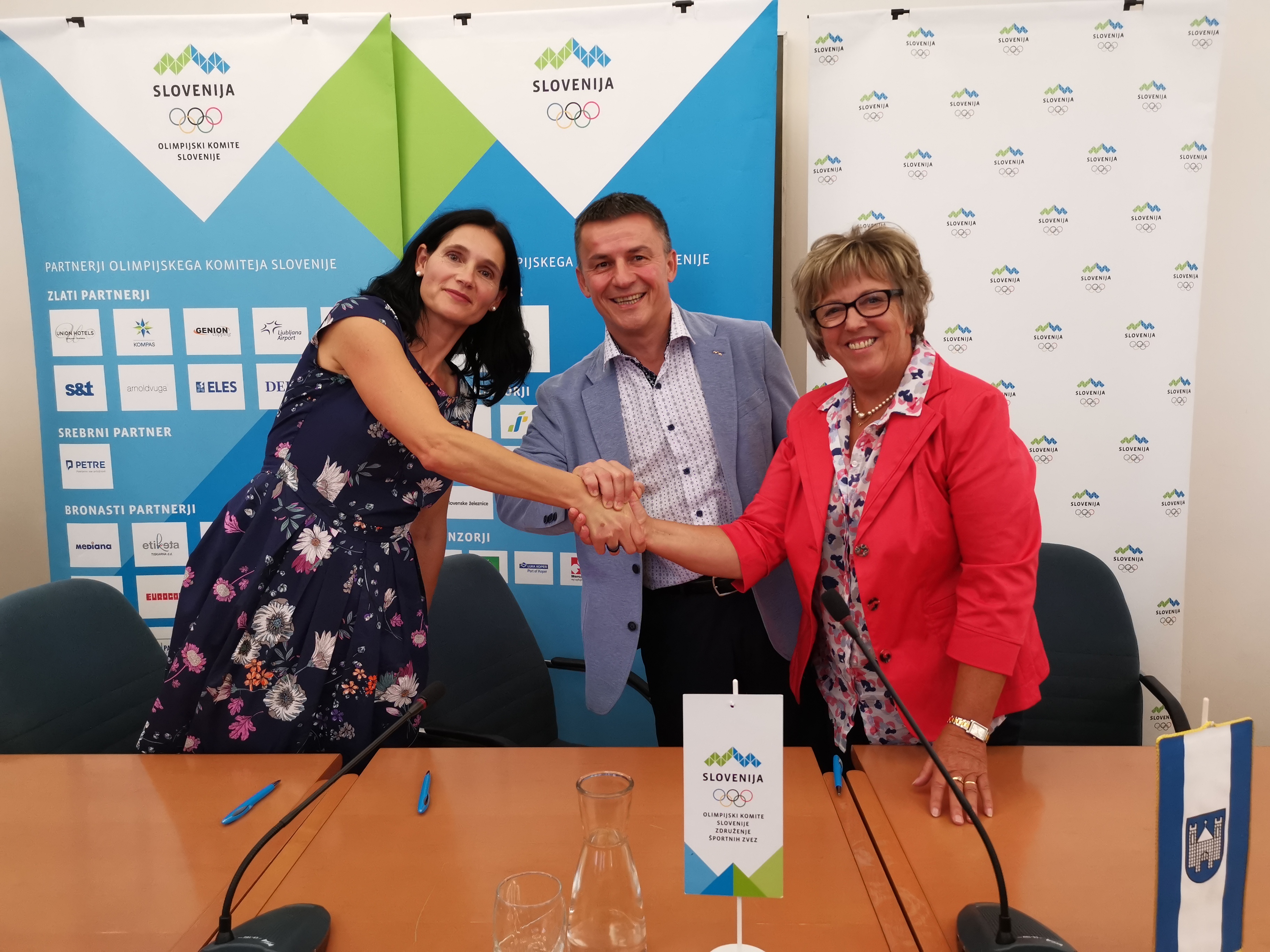 Podpis pogodbe z regijsko pisarno Slovenj Gradec