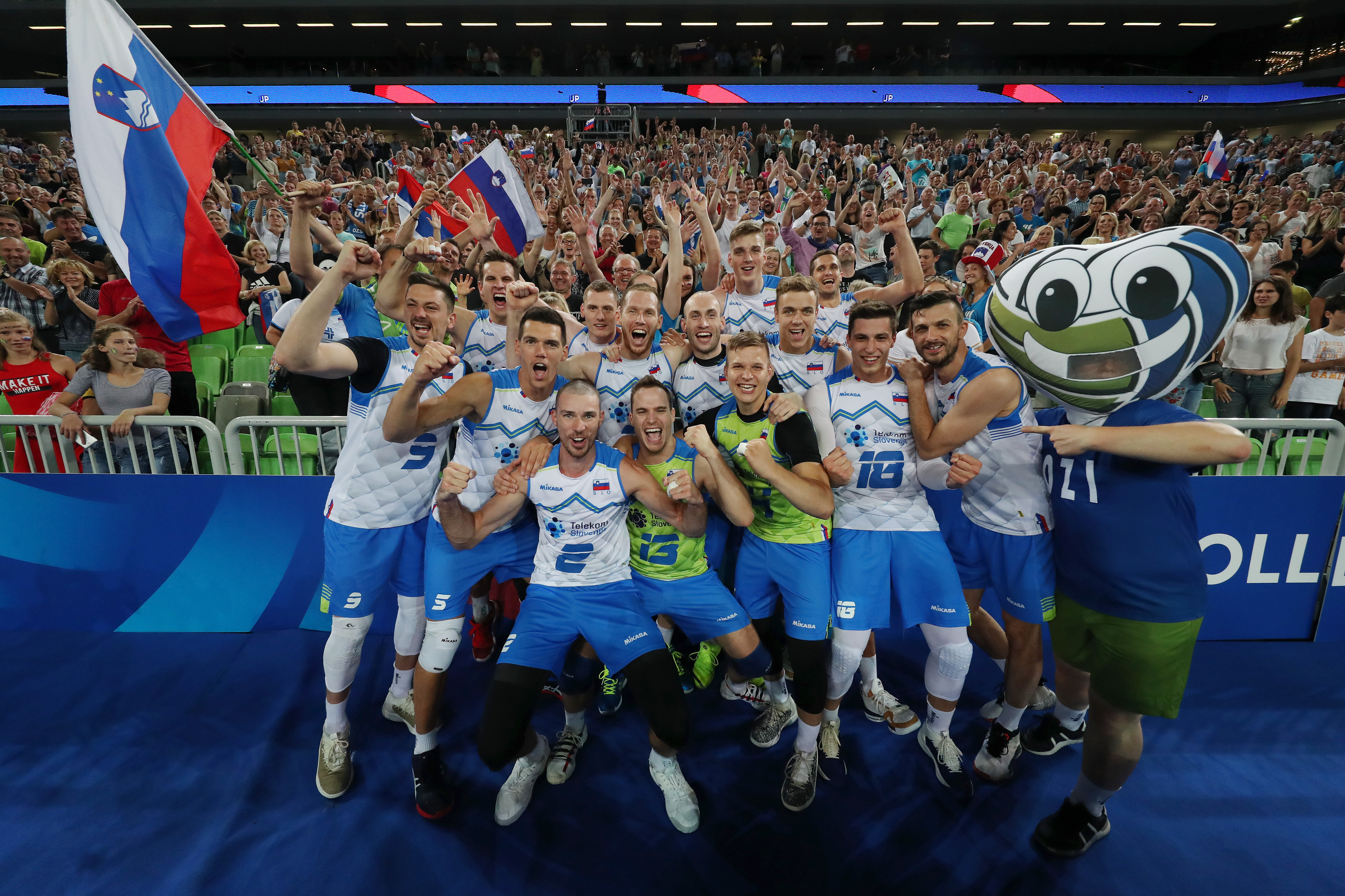 Spremembe in dopolnitve Odloka o začasnih omejitvah pri izvajanju športnih programov ter drugih odlokov