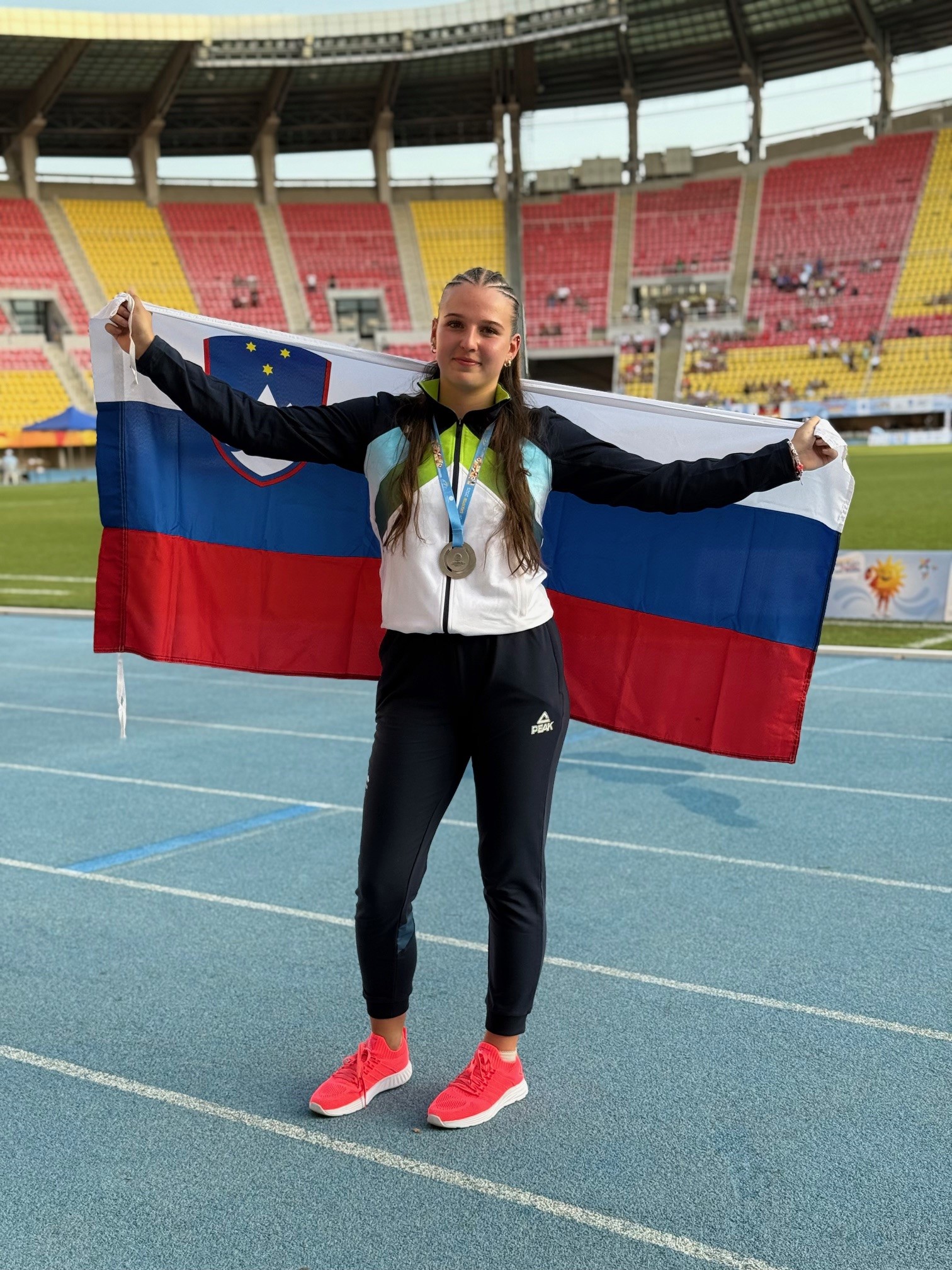 Atletinja Živa Križ osvojila srebrno kolajno v metu kopja