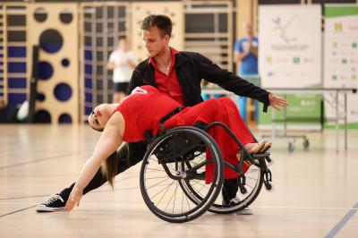 Dan s parašportniki