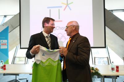 Skupščina OKS-ZŠZ in podelitev priznanj športnikom in trenerjem za leto 2016