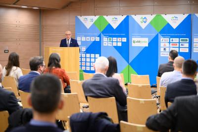 Velike statue in zlate plakete OKS-ZŠZ za leto 2021