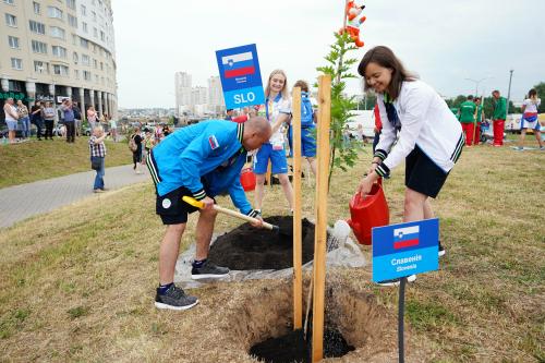 dvig slo zastave Minsk