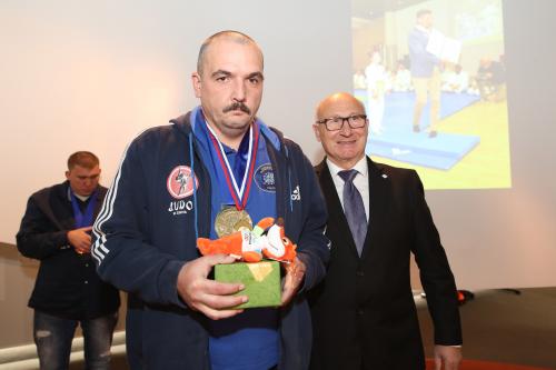 Sprejem judo inkluziv ekipa