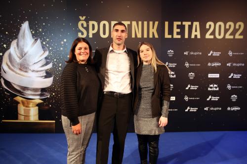 sportnik-leta-2022-12